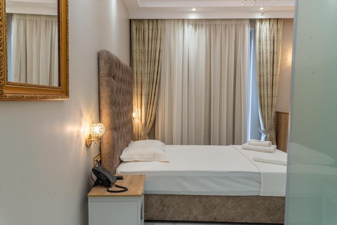 Agora Luxury Boutique Hotel Loutráki Dış mekan fotoğraf